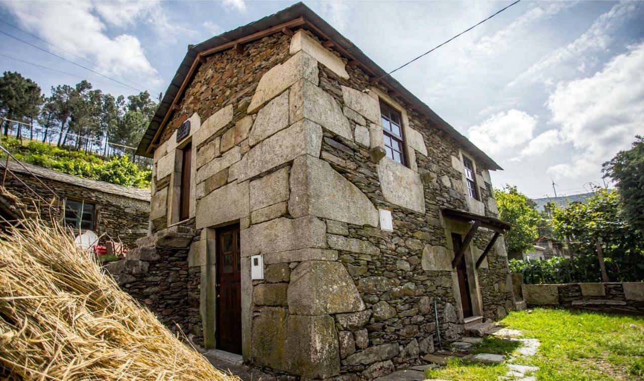 Casa Da Leira Pereira Villa Cabreiros Exterior photo